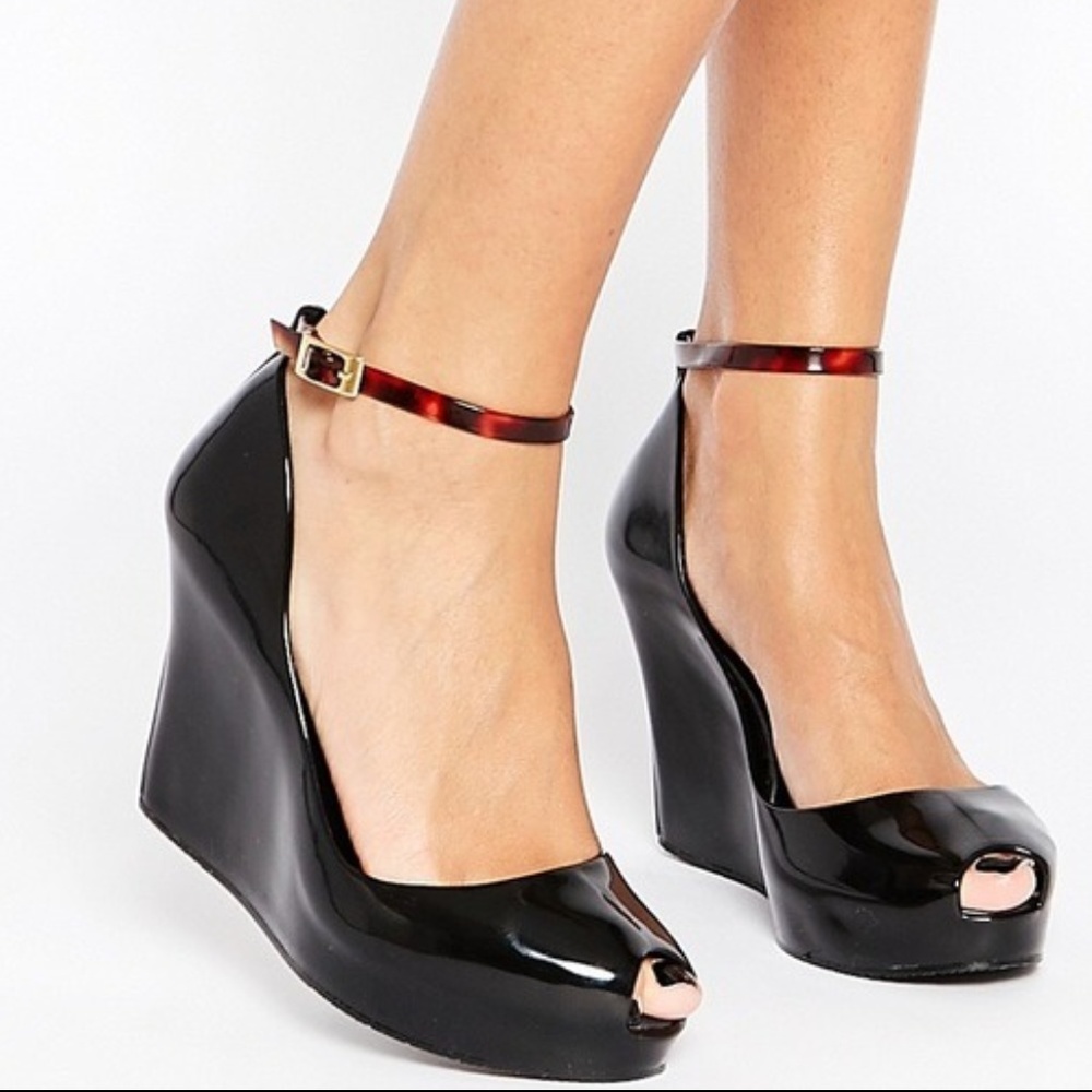 Melissa Patchuli X Wedges - New in box!